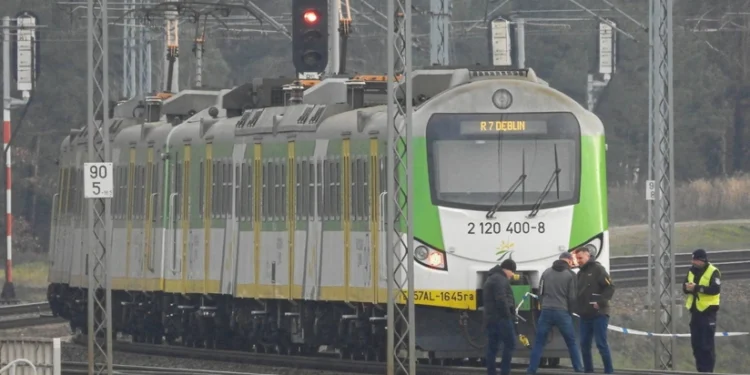 Polşa xüsusi xidmət orqanları: Dəmir yolunda törədilən partlayışlarda Rusiyanın əli var