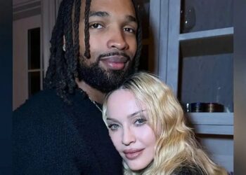 Madonna özündən 38 yaş kiçik sevgilisiylə nişanlandı – FOTOLAR