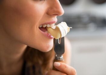 Yaddaş üçün möcüzəvi qida: Həftədə bir dəfə yemək bəs edir