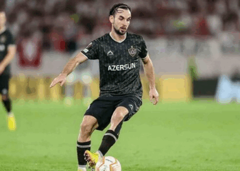 Yankoviç ikinci dəfə ata oldu – FOTO