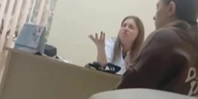 Xəstə ilə kobud rəftar edən nevropatoloqa töhmət verildi