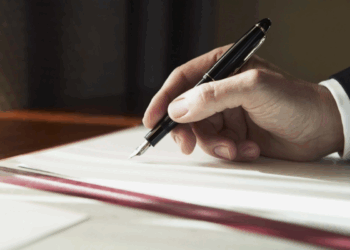 Uşaq hüquqlarının müdafiəsi ilə bağlı qanunvericilik aktlarında dəyişikliklər təsdiqlənib