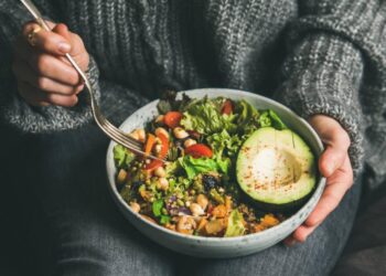 “Vegeterianlar az yaşayır”