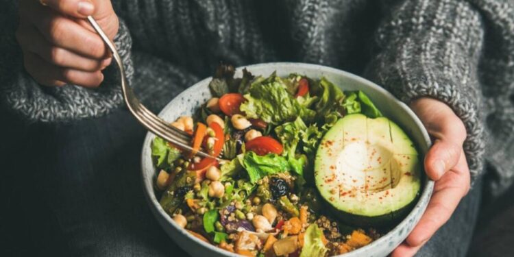 “Vegeterianlar az yaşayır”