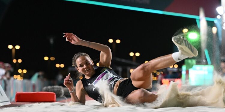 Üç təkanla tullanma növündə mübarizə aparan atletimiz uğurlu çıxışla yadda qalıb