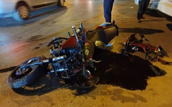 Minik avtomobili və motosiklet toqquşdu: 1 ölü, 1 yaralı