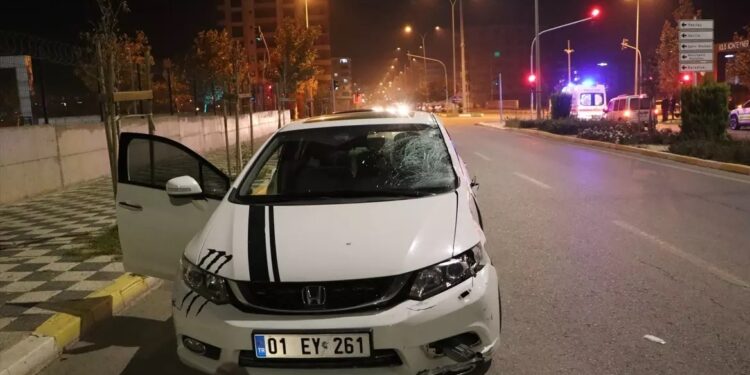 Minik avtomobili velosipedlə toqquşdu: Velosiped sürən yaralandı