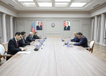 Baş nazir Əli Əsədov WA prezidenti ilə görüşüb