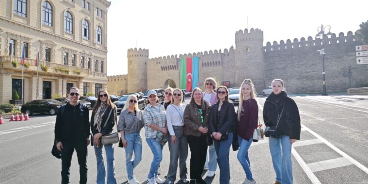 Belarusiyanın turizm sənayesi üçün tanışlıq səfəri təşkil edilib