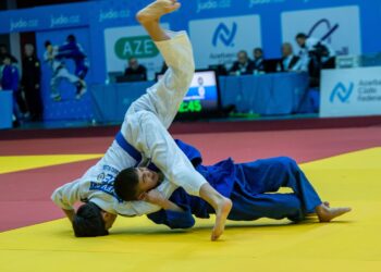 U-14 yeniyetmələr arasında Liqa yarışının IV turu start götürüb