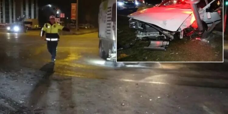 Sürücülük vəsiqəsi olmayan sürücü qəzaya səbəb oldu: 3 yaralı