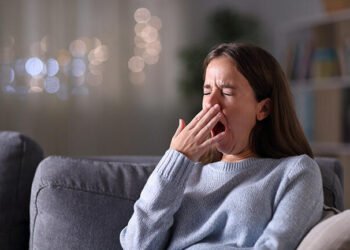 Nə üçün əsnəyirik və niyə yoluxucudur?