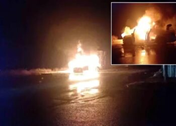 Parklanmış vəziyyətdə olan avtomobil yandı