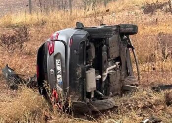 Aşan avtomobilin sürücüsü yaralandı