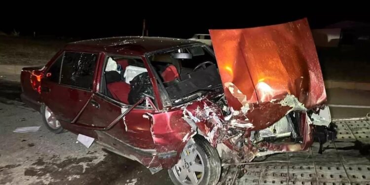 İki avtomobil toqquşdu: 6 yaralı