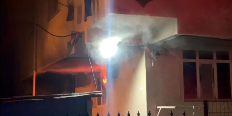 Fərdi yaşayış evində yanğın: 1 yaralı