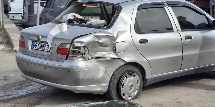 Minik avtomobili və motosiklet toqquşdu: 1 yaralı