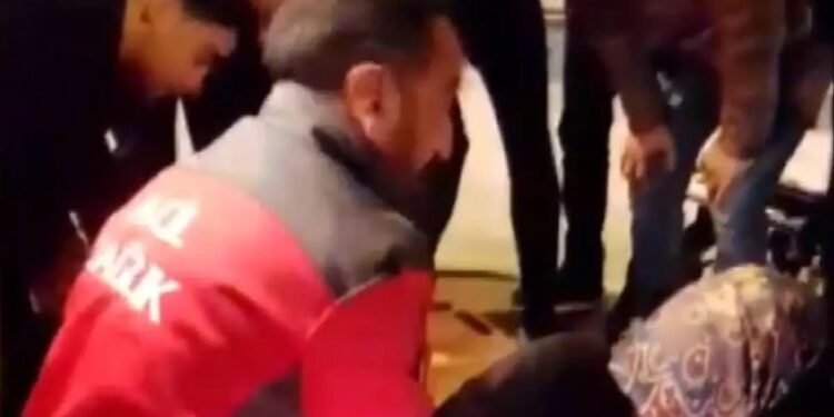 Minik avtomobili və motosiklet toqquşdu: 1 yaralı