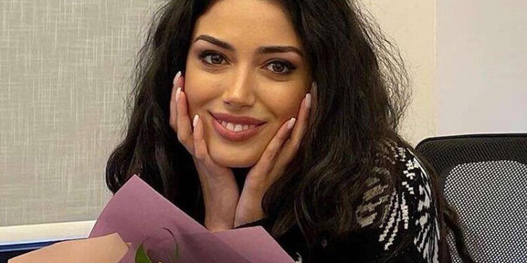 Aparıcının yeni işi baş tutmayıbmış - Müqavilə imzalayan anda...