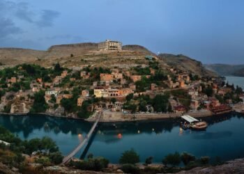 Şərqin incisi sayılan, turistlərin heyran qaldığı Halfeti