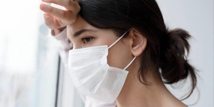 “Maska dövrü geri qayıda bilər” - 7 mutasiya keçirən epidemiya sürətlə yayılır