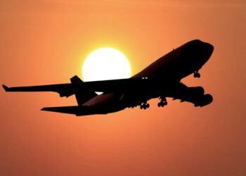 Bu şirkətlərin təyyarələri Bakı aeroportuna məcburi eniş etdi