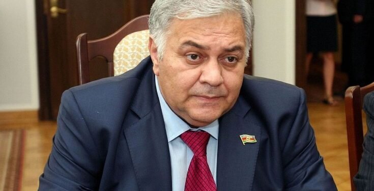 Oqtay Əsədovun qızı vəfat etdi