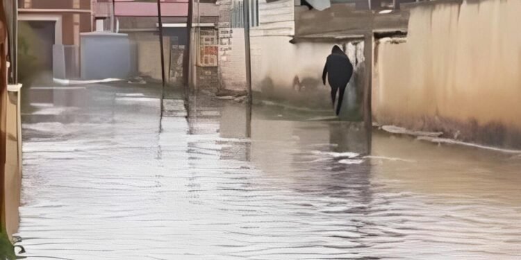 Bakıda leysan: Qəsəbələri su basdı, azyaşlı yaralandı - VİDEO