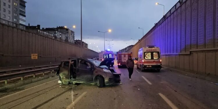 Zəncirvari qəza: 3 yaralı