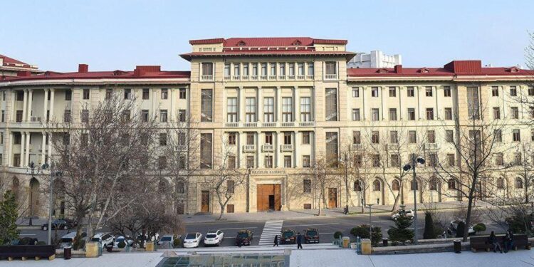Azərbaycanda xüsusi karantin rejiminin müddəti uzadıldı