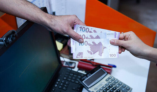 Bakıda orta aylıq əməkhaqqı artıb