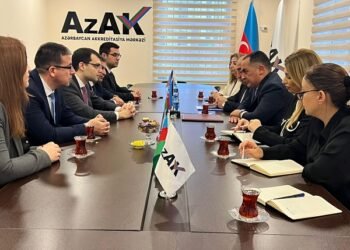 Su və Meliorasiya Elmi Tədqiqat İnstitutuna yeni akkreditasiya attestatı təqdim edilib