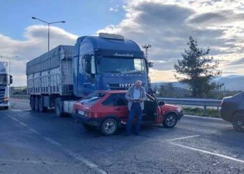 TIR və minik avtomobili toqquşdu