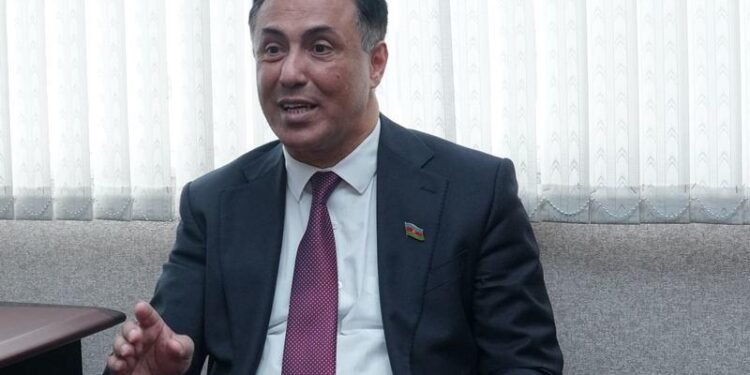 "Mesaj yazırlar ki, sənin dilini kəsəcəyik" - Elman Nəsirovla müsahibə