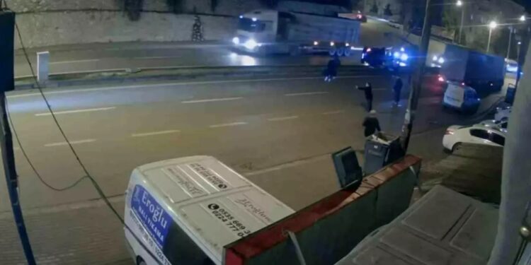 Avtomobil aşdı: 2 yaralı