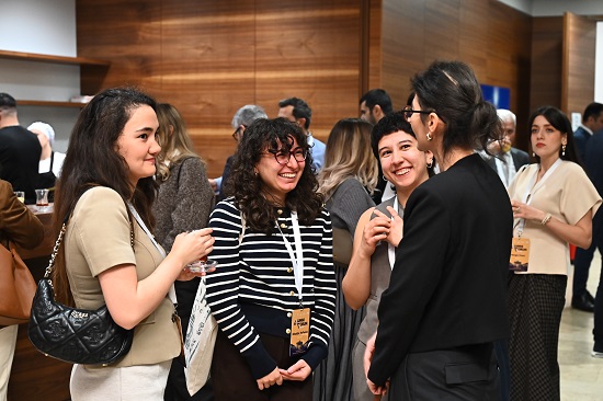Almaniyada ADA Universiteti məzunlarının forumu keçirilib-FOTOLAR