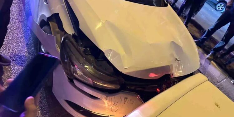 İki avtomobil toqquşdu