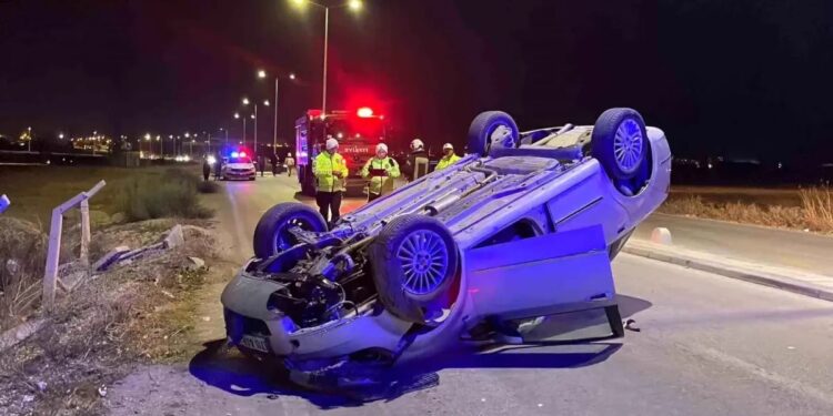 Avtomobil aşdı: 2 yaralı