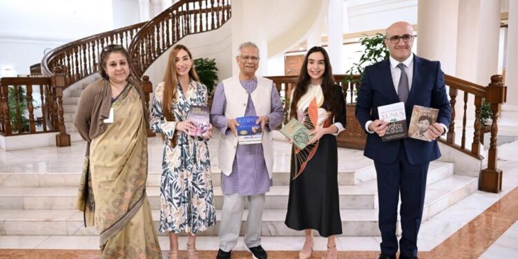 Leyla Əliyeva və Arzu Əliyeva Dəkkədə Məhəmməd Yunusla görüşüblər - FOTOLAR