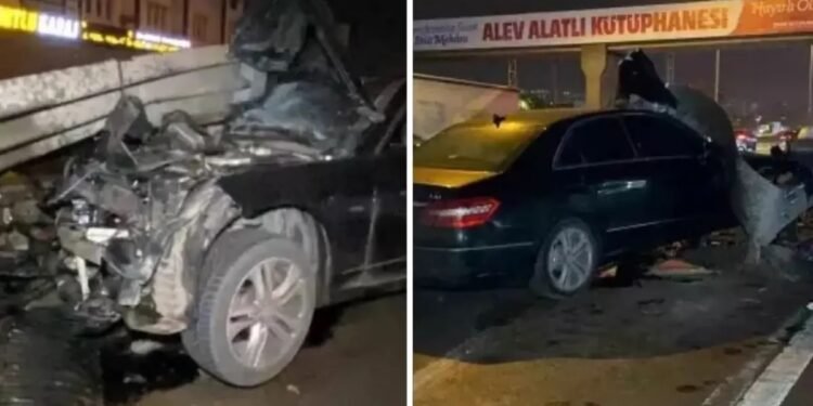 Avtomobil baryerlərə çırpıldı