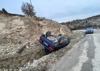 Avtomobil aşdı: 2 yaralı