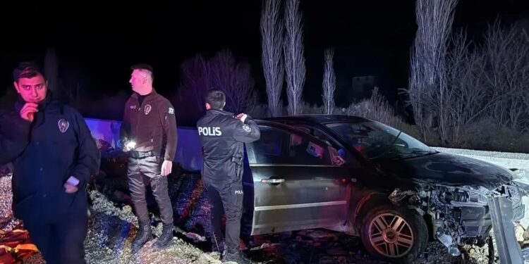Minik avtomobili və motosiklet toqquşdu: 2 yaralı