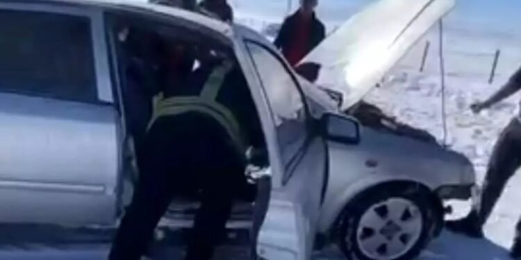 Hərəkətdə olan avtomobil yandı