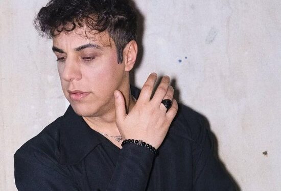 “O əməkdar artist Emin Sabitoğlunun mahnısını bərbad günə qoydu”