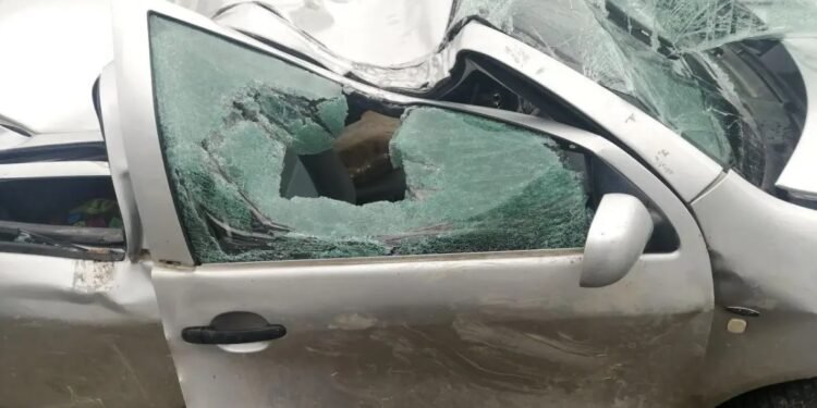 Avtomobil yol kənarına aşdı: 1 ölü, 3 yaralı