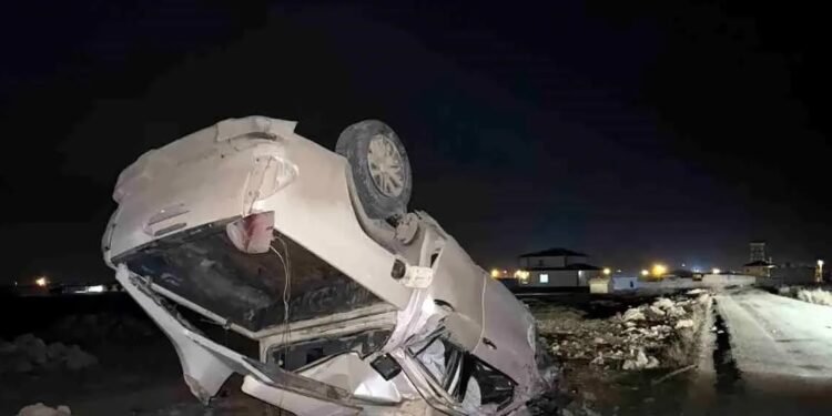 Avtomobil aşdı: 3 yaralı