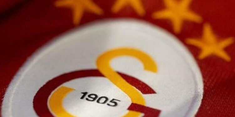 "Qalatasaray"ın yeni transferi - pulsuz icarə - FOTO