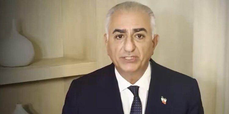 Rza Pəhləvidən yeni çağırış: “Küçələri tərk etməyin”