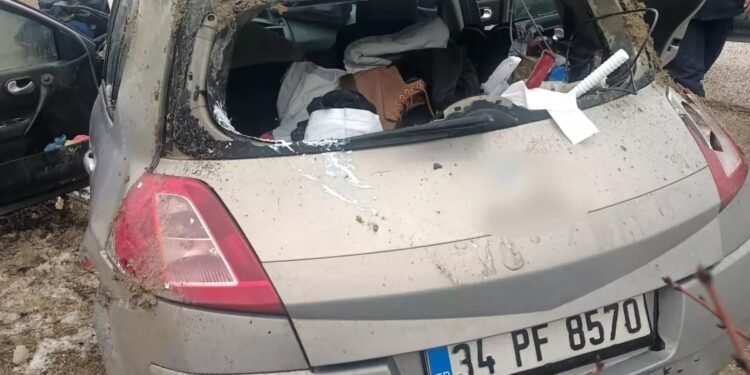 Avtomobil aşdı: Sürücü yaralandı