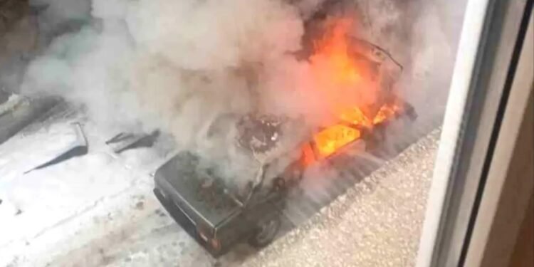 “Tofaş” marakalı avtomobil yandı